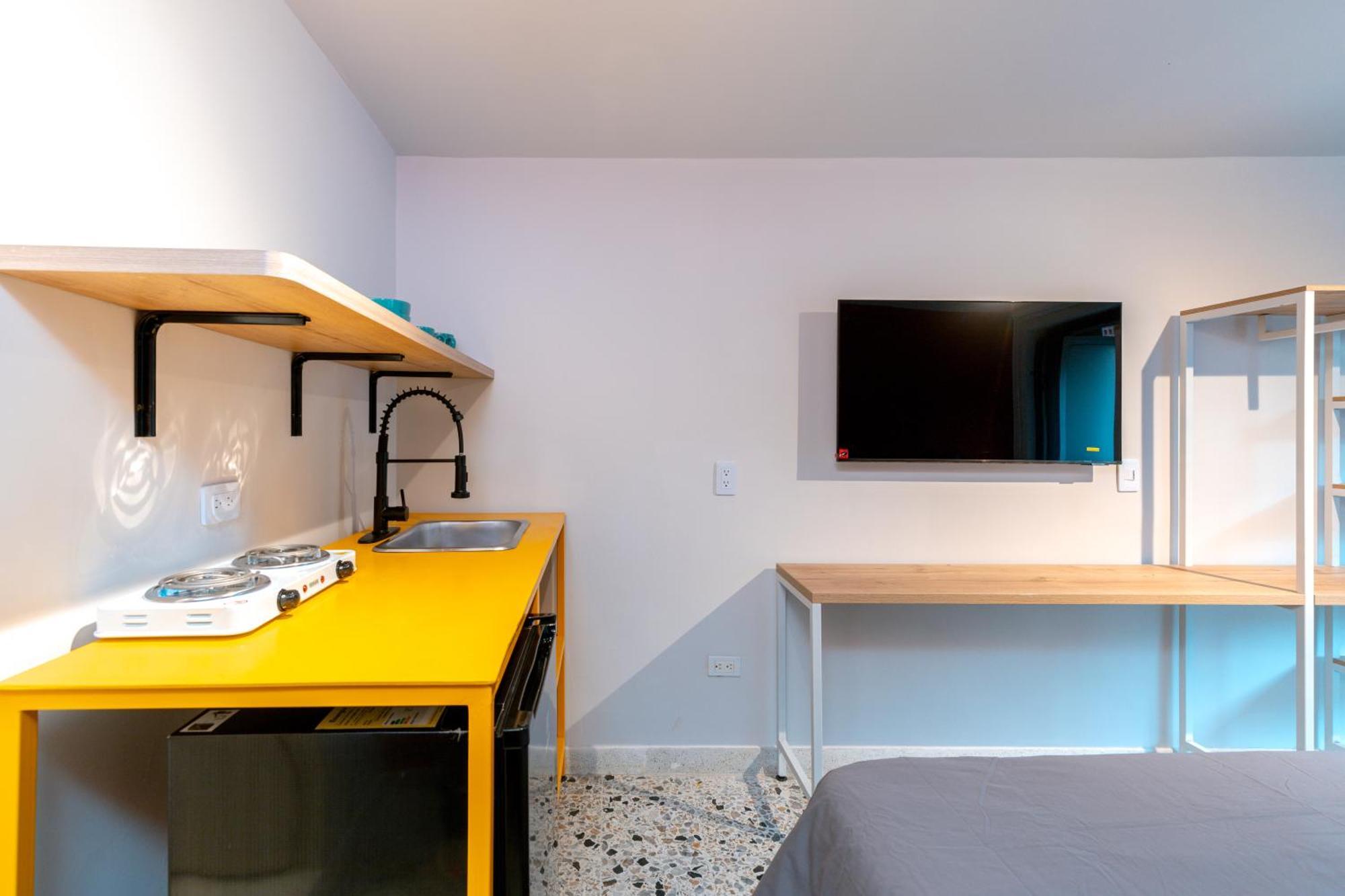 Apartamento Con Balcon, El Poblado Medellín