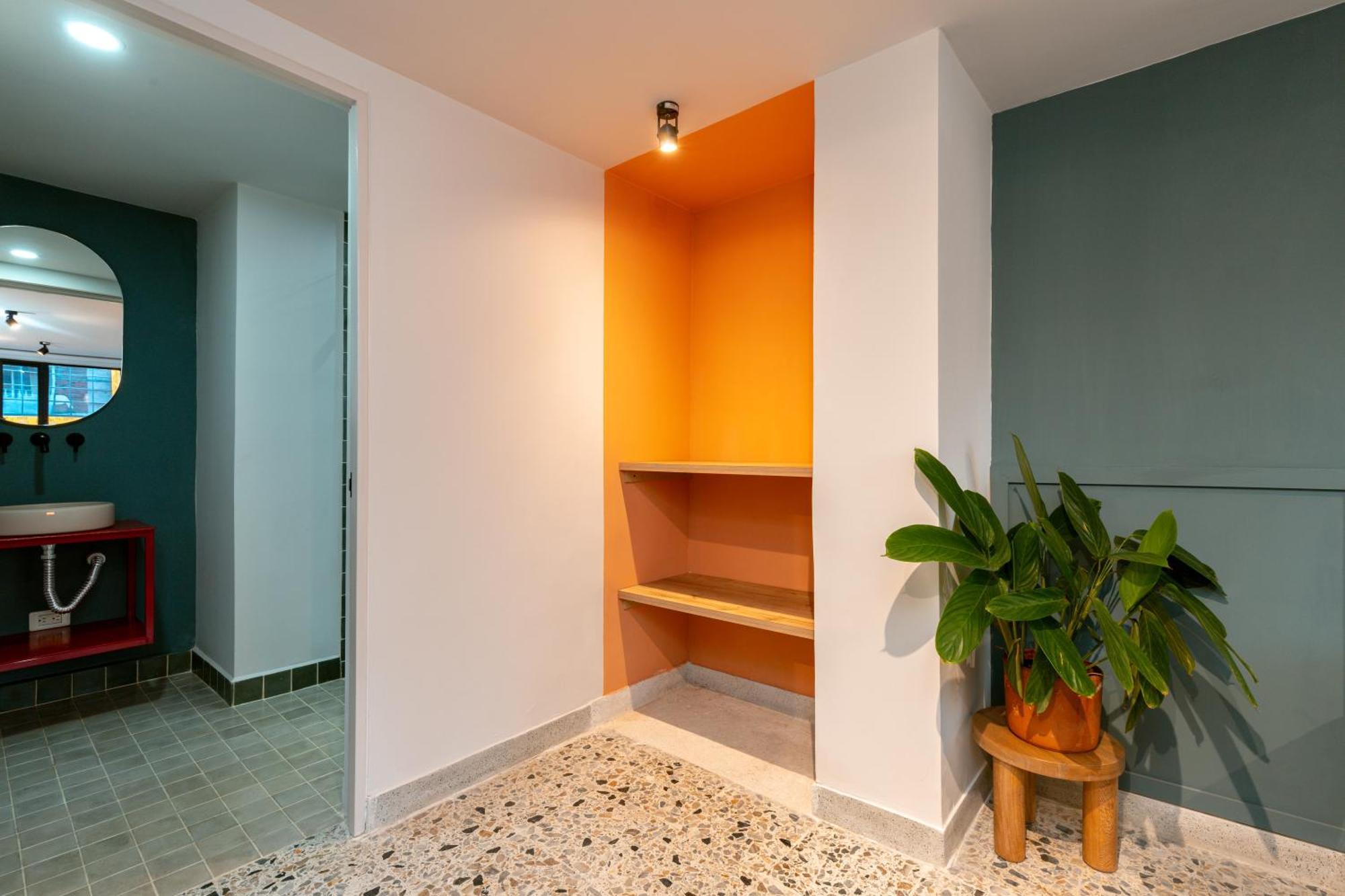 Apartamento Con Balcon, El Poblado